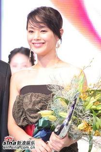 韩国明星裸体写真,裸体瞬间引发热议